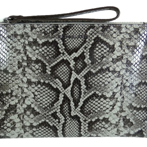 Michael kors wristlet - Picture 4 of 5